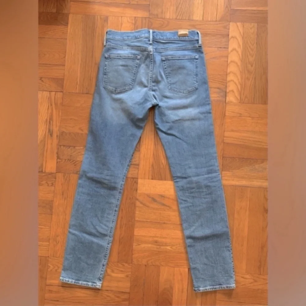 J.Crew Jeans Style 770 Size 30x32 - Picture 3 of 11